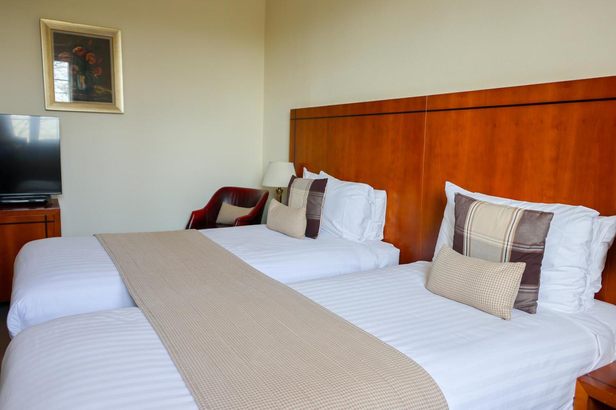 Highgrove House Hotel Loans Экстерьер фото