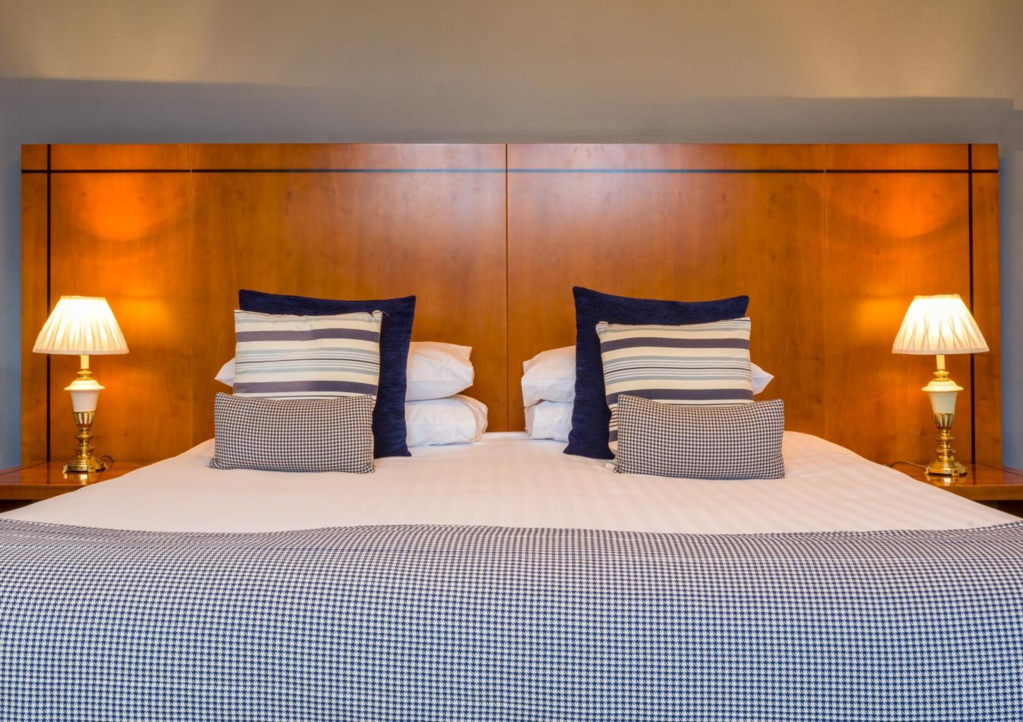 Highgrove House Hotel Loans Экстерьер фото