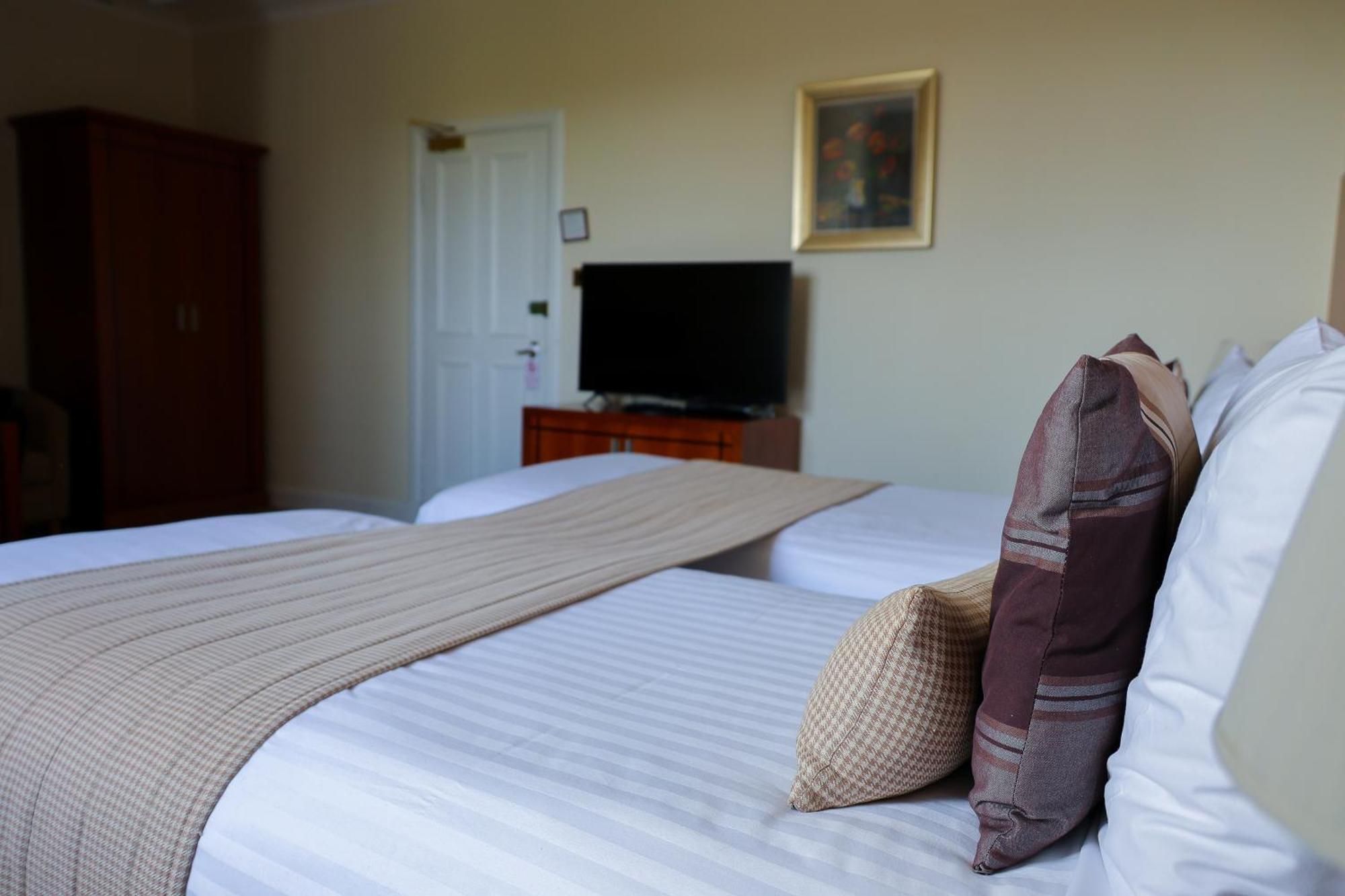 Highgrove House Hotel Loans Экстерьер фото